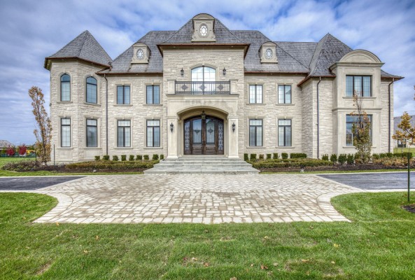 modern home builders toronto